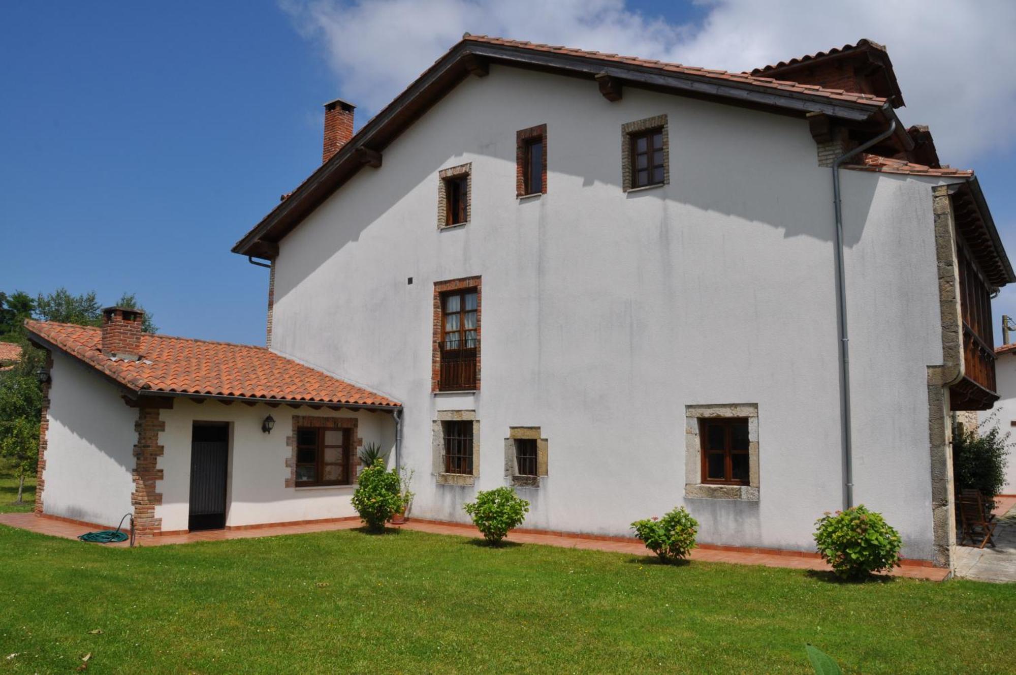Posada La Torre Serdio Екстериор снимка